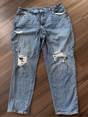 Old Navy Curvy OG Straight high rise jeans plus size 18 distressed
